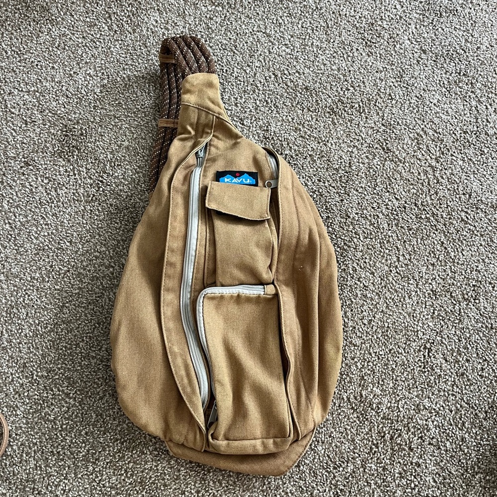 Kavu Khaki Sling Bag